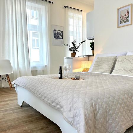 Treetess City Centre Prague Apartments Bagian luar foto