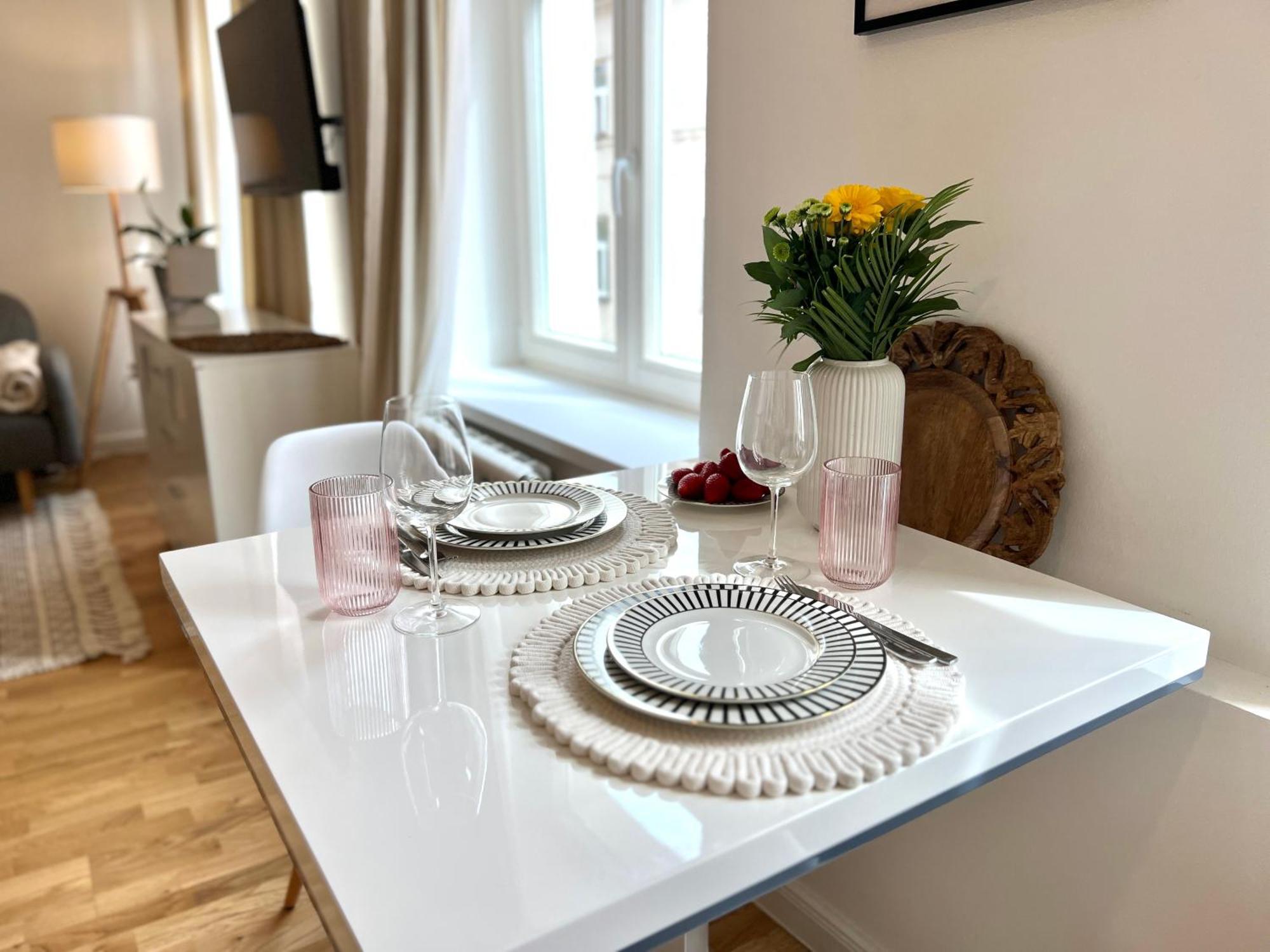 Treetess City Centre Prague Apartments Bagian luar foto